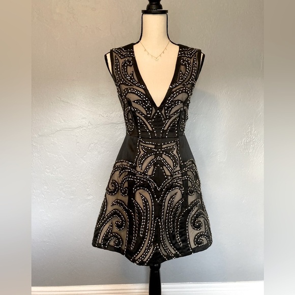 Alice + Olivia Dresses & Skirts - Alice & Olivia designer dress by Stacey Bendet
